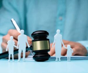 How Divorce Lawyers Support Clients Beyond the Courtroom
