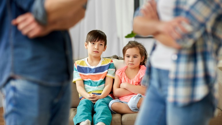 How can you explain divorce without blaming each other?